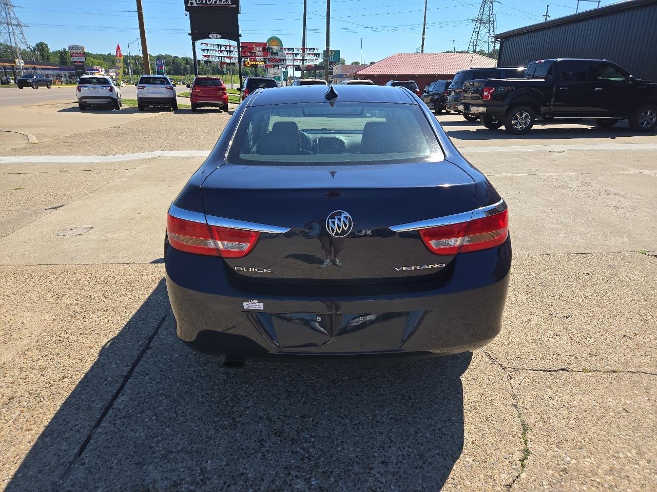 Buick Verano Base 2016