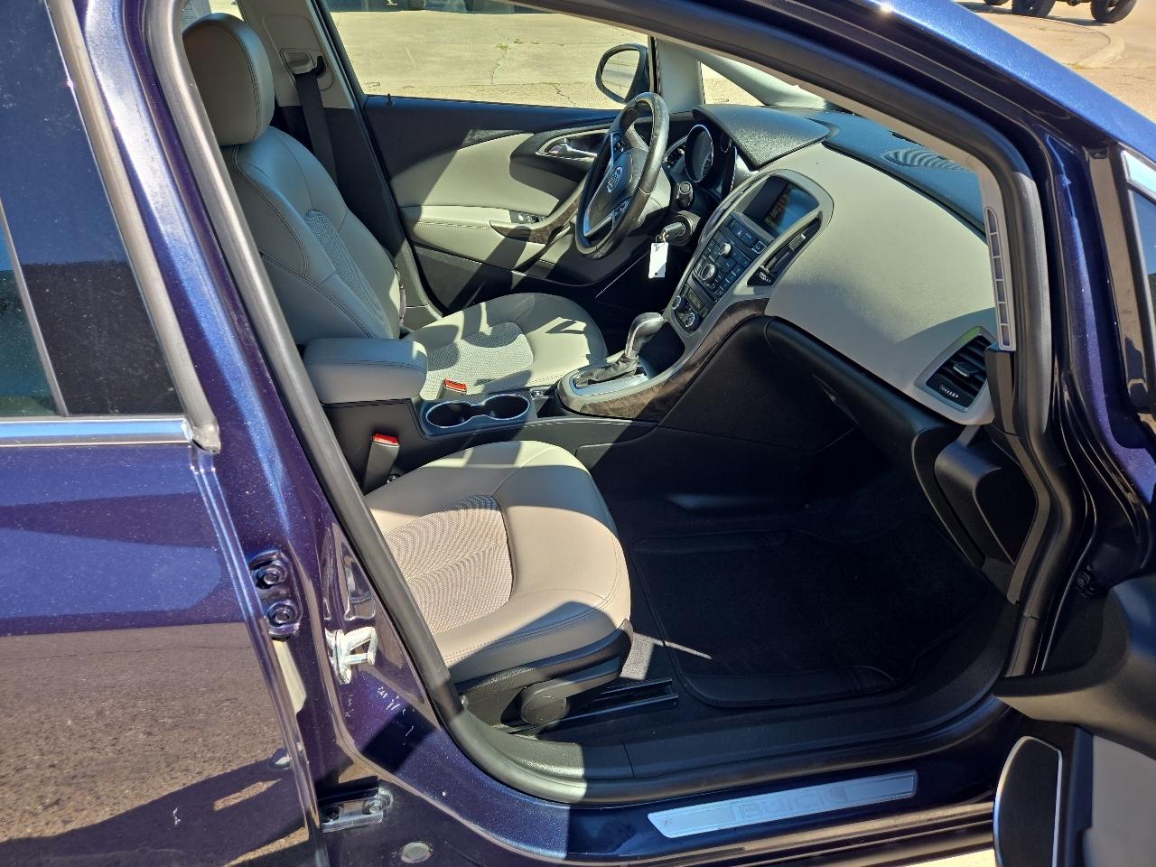Buick Verano Base 2016