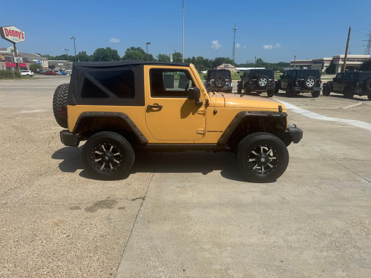 Jeep Wrangler Sport 4WD 2014