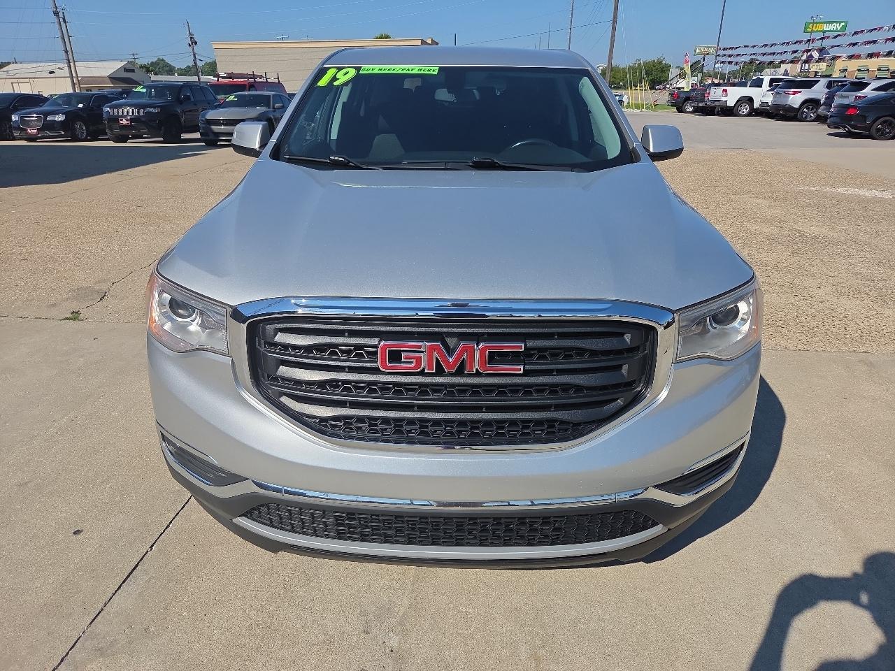 GMC Acadia SLE-1 FWD 2019