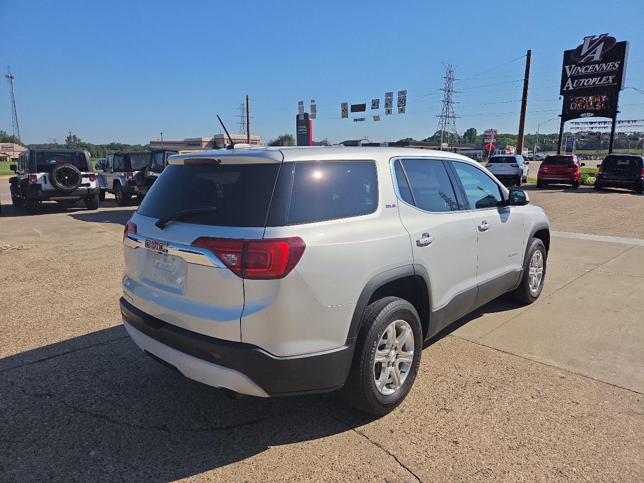 GMC Acadia SLE-1 FWD 2019