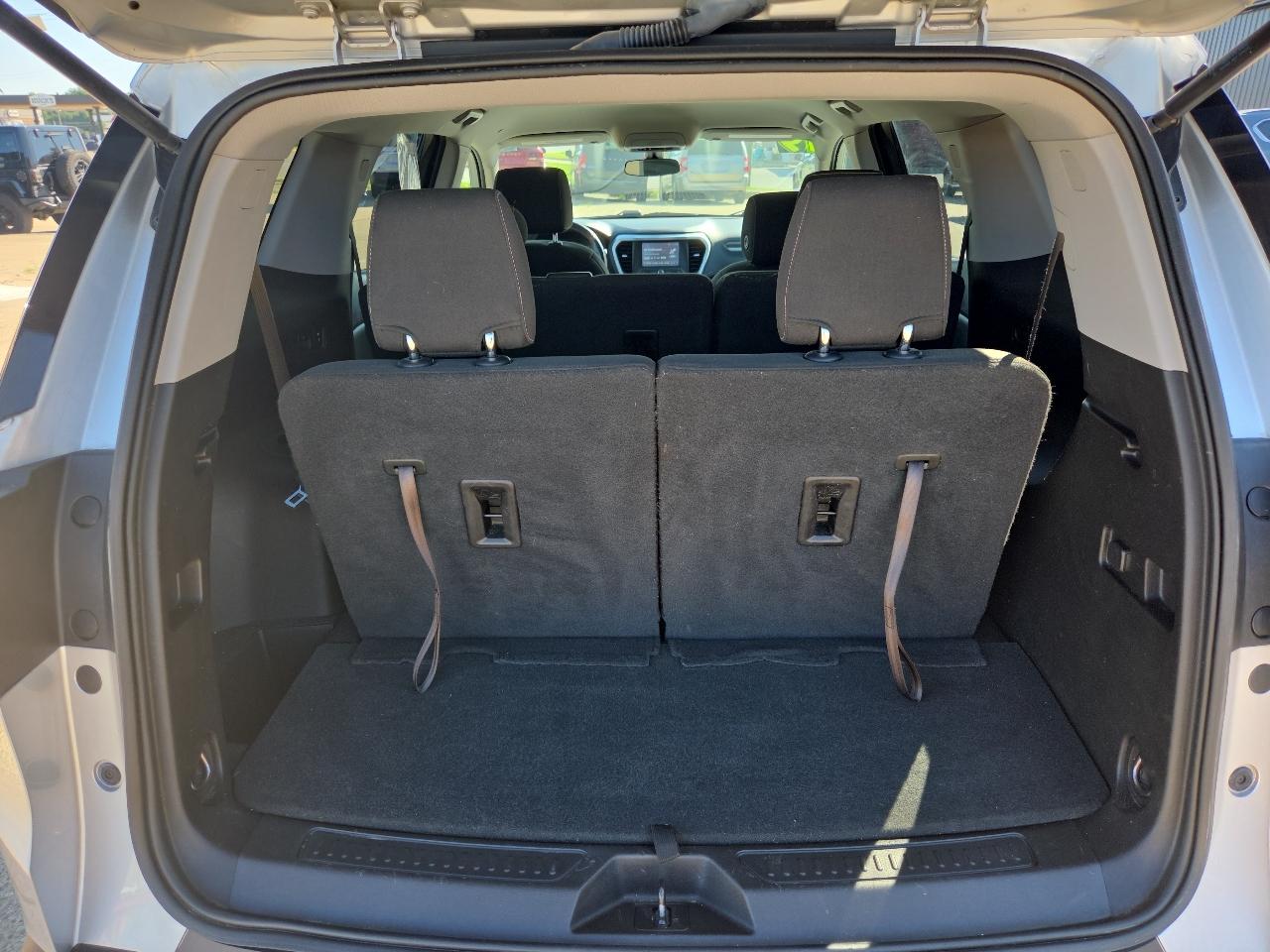 GMC Acadia SLE-1 FWD 2019