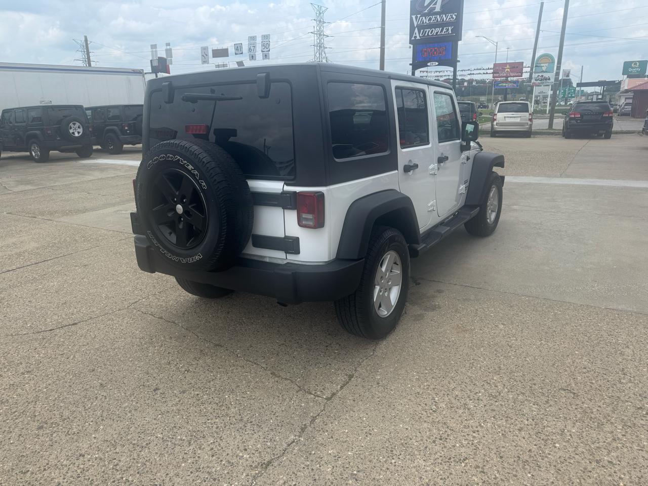 Jeep Wrangler Unlimited Sport 4WD 2017