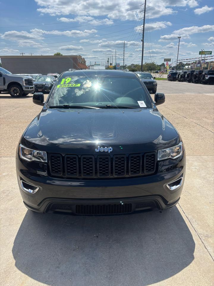 Jeep Grand Cherokee Laredo 2WD 2019