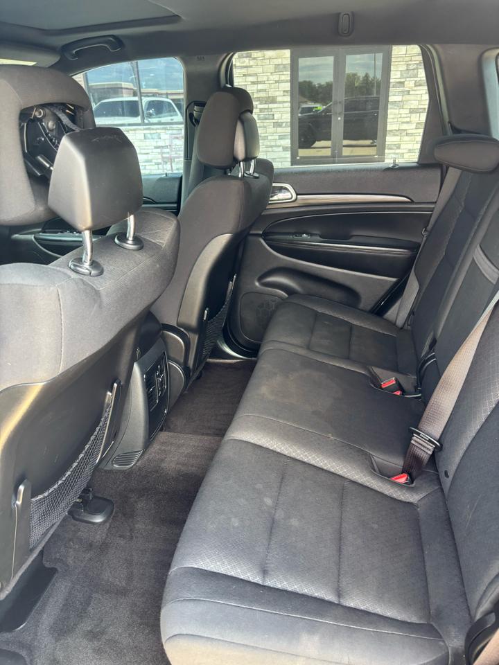 Jeep Grand Cherokee Laredo 2WD 2019
