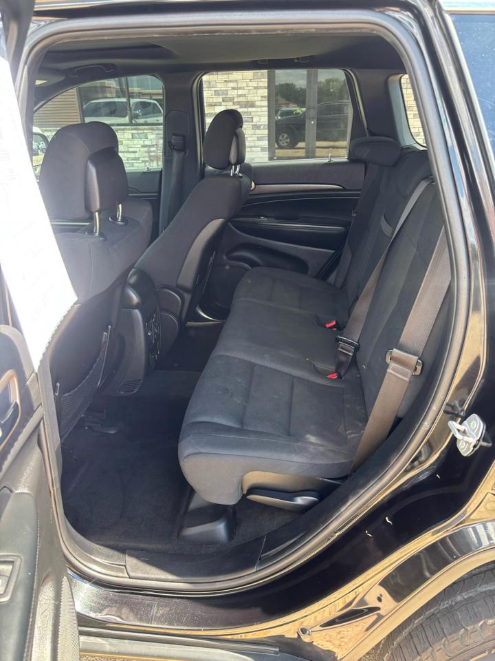 Jeep Grand Cherokee Laredo 4WD 2015