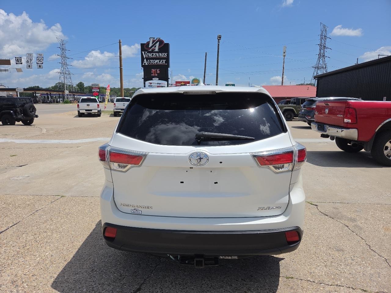 Toyota Highlander XLE AWD V6 2015