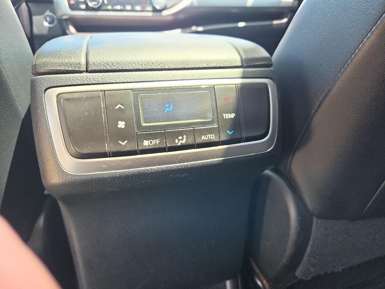 Toyota Highlander XLE AWD V6 2015