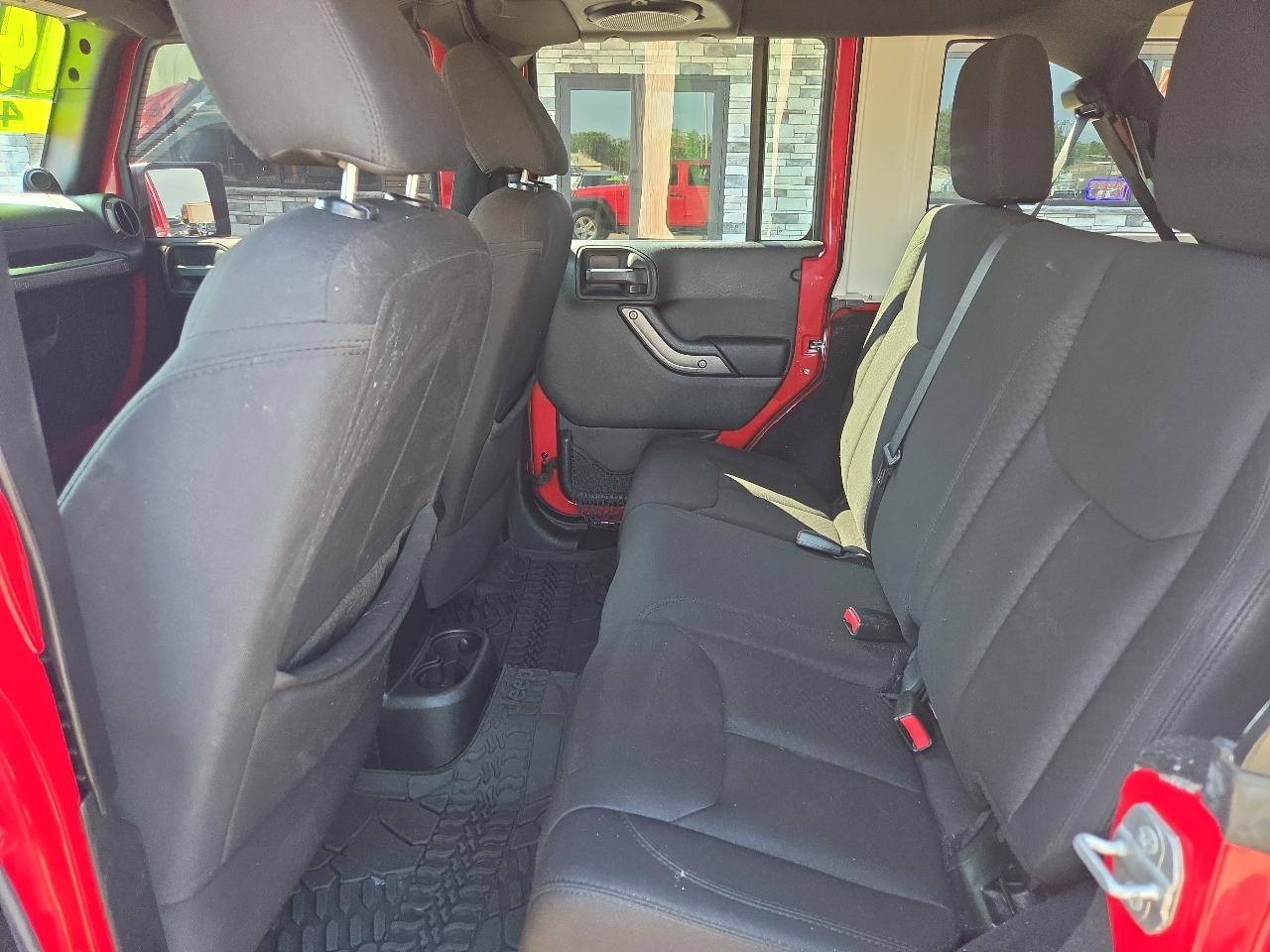 Jeep Wrangler Unlimited Sport 4WD 2014