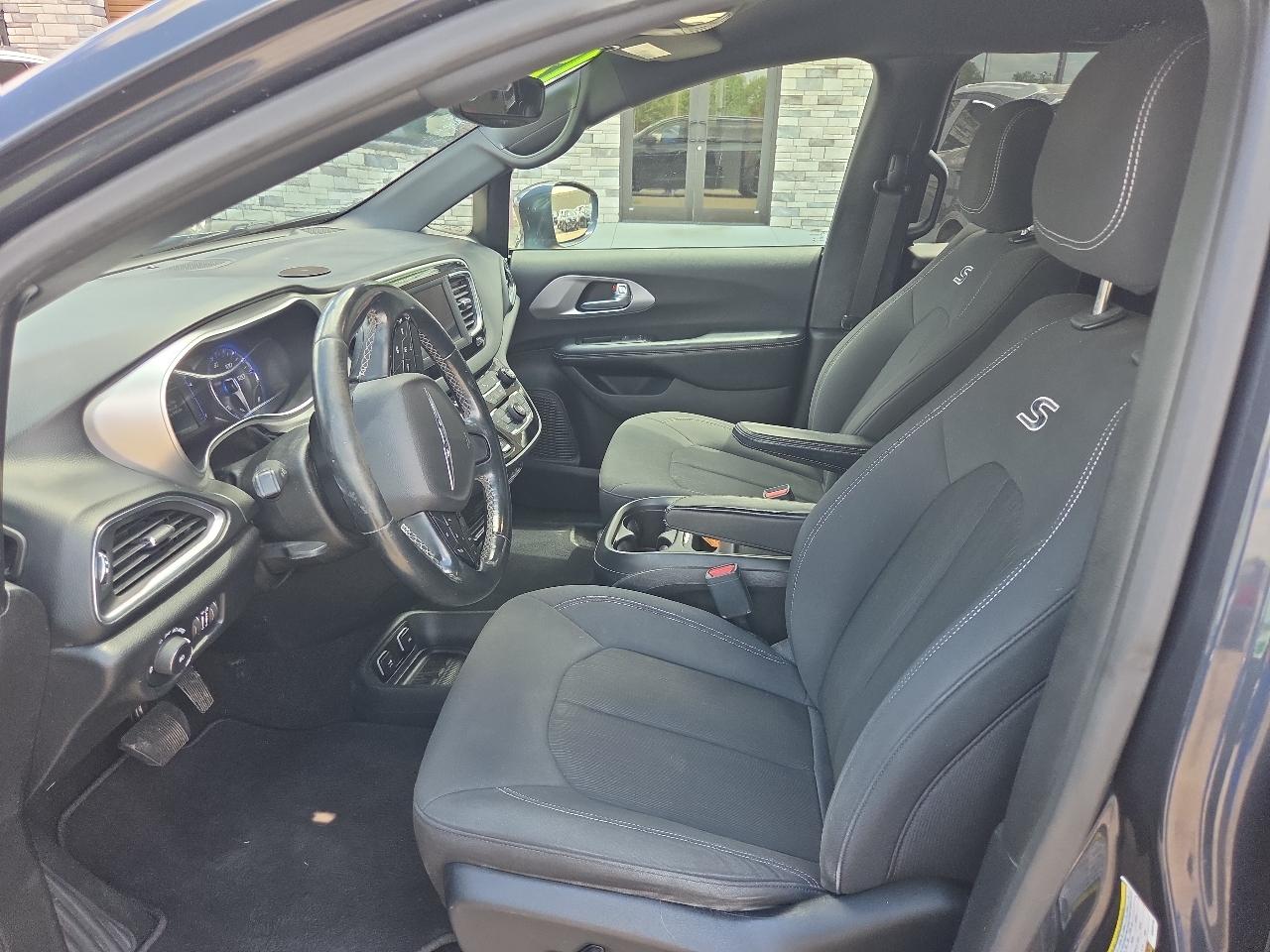 Chrysler Pacifica Touring Plus 2019