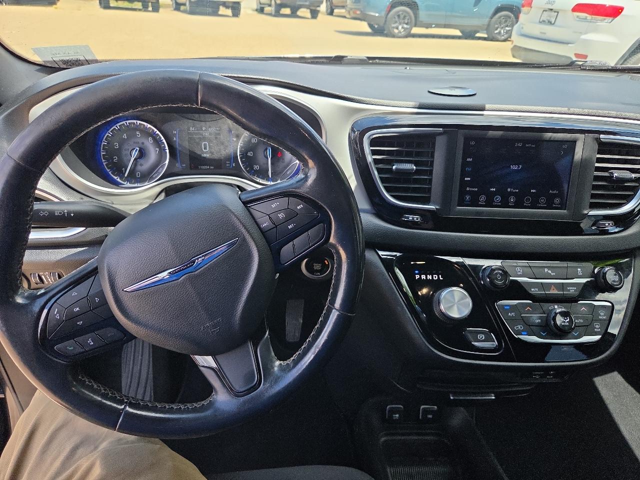 Chrysler Pacifica Touring Plus 2019