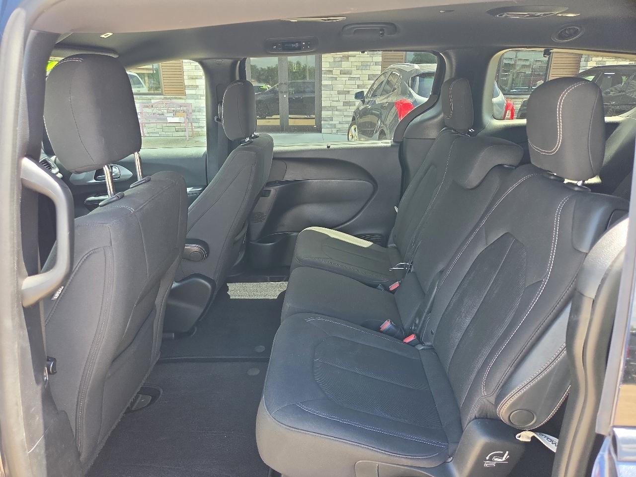 Chrysler Pacifica Touring Plus 2019