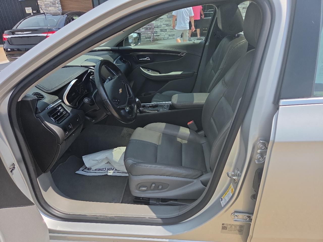 Chevrolet Impala LT 2019