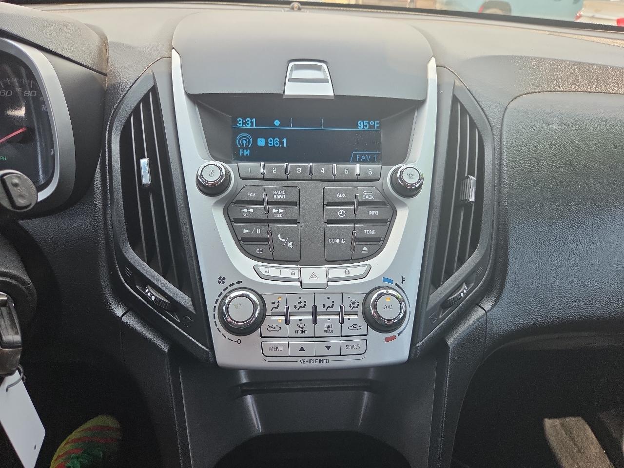 Chevrolet Equinox LS 2WD 2013