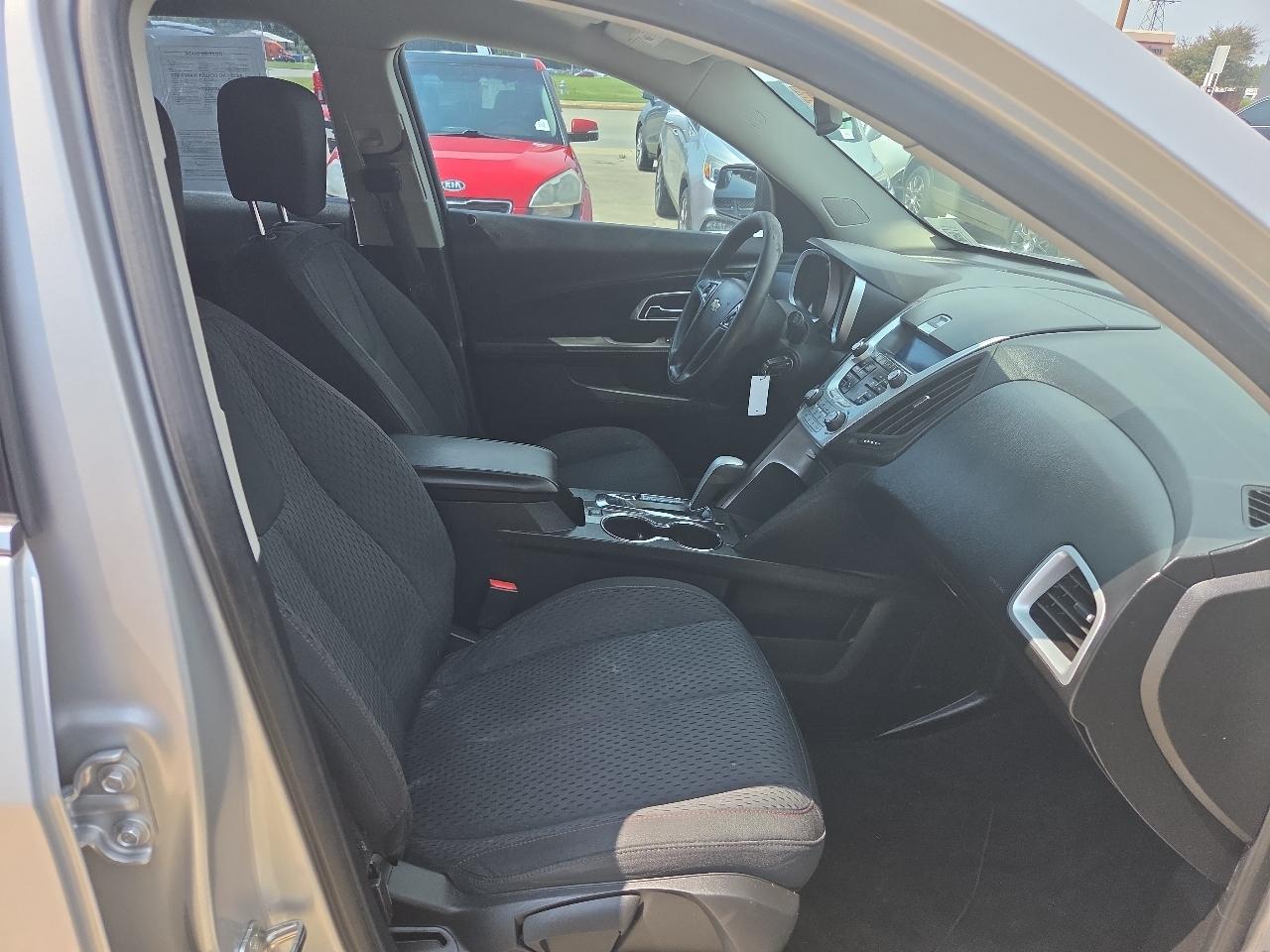 Chevrolet Equinox LS 2WD 2013