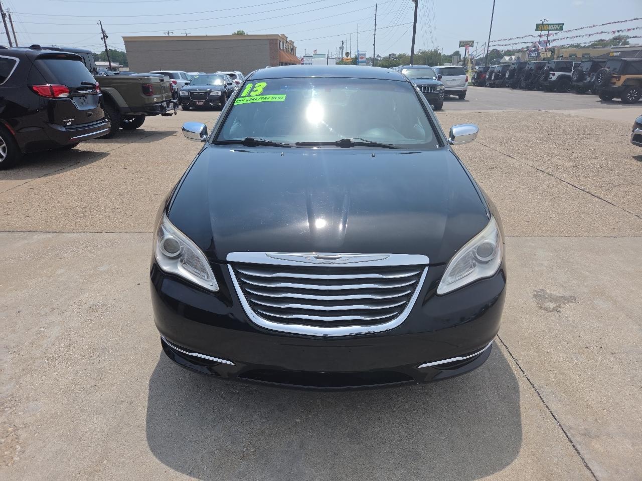 Chrysler 200 Limited 2013