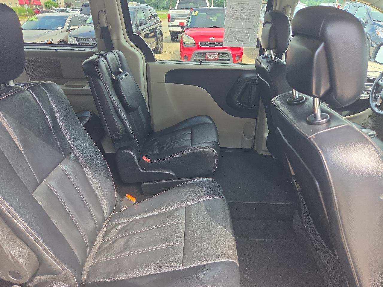 Chrysler Town & Country Touring 2015