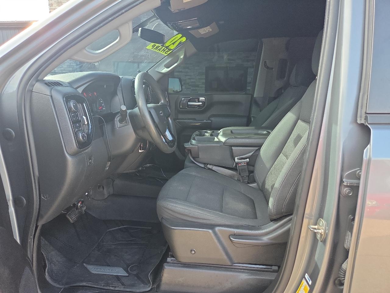 Chevrolet Silverado 1500 Custom Trail Boss Crew Cab Short Box 4WD 2020