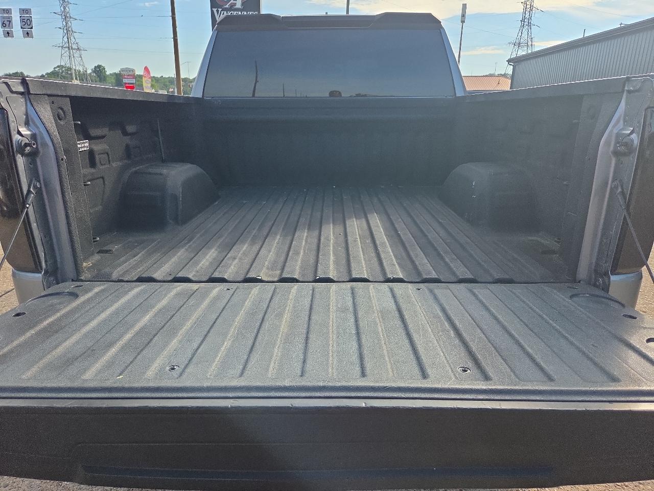 Chevrolet Silverado 1500 Custom Trail Boss Crew Cab Short Box 4WD 2020