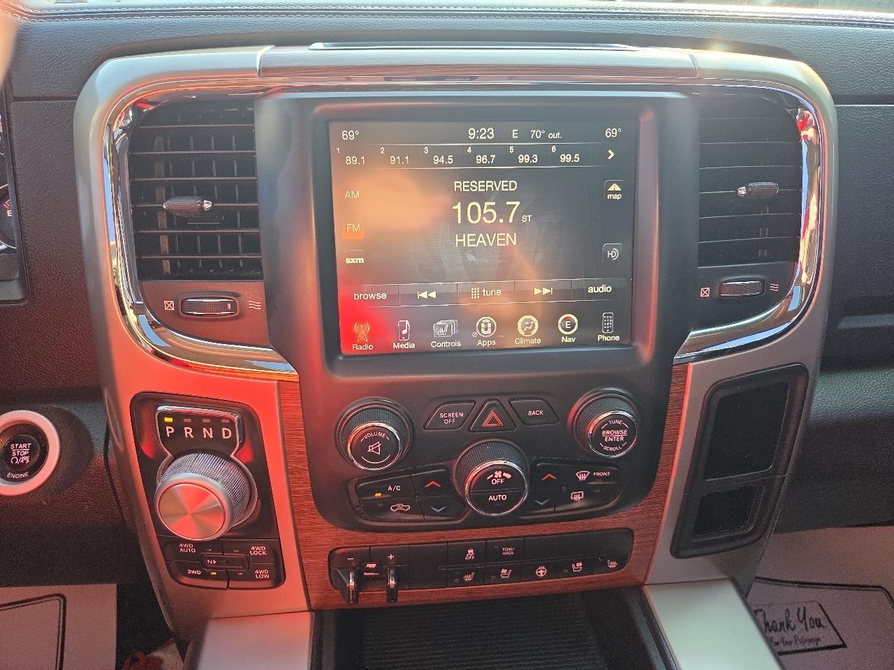 RAM 1500 Laramie Crew Cab SWB 4WD 2015