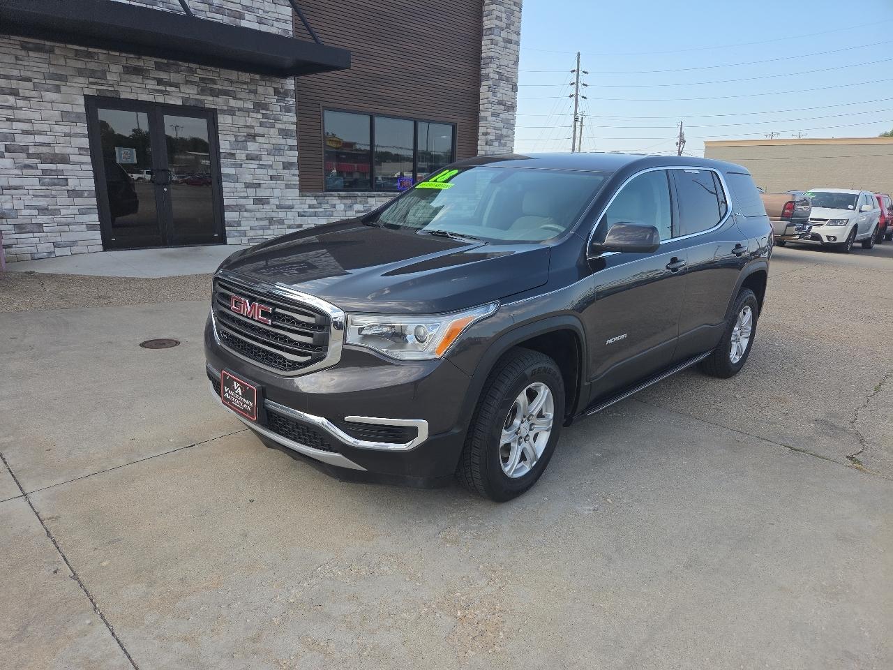 GMC Acadia SLE-1 FWD 2018
