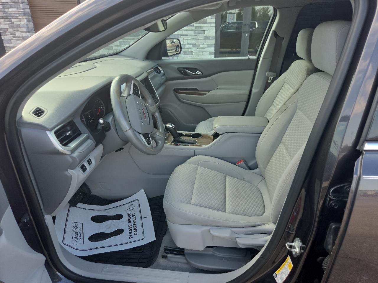GMC Acadia SLE-1 FWD 2018