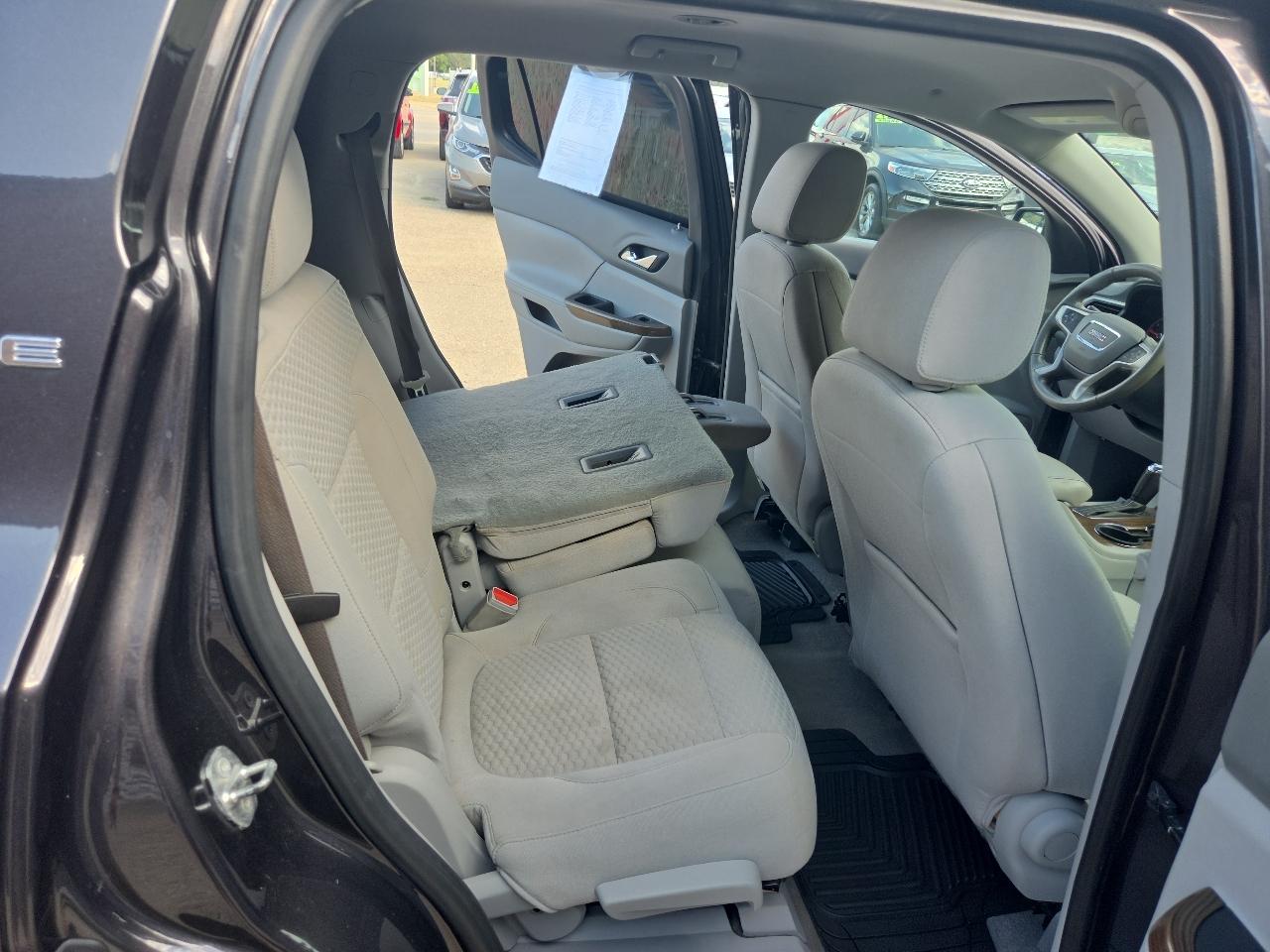 GMC Acadia SLE-1 FWD 2018