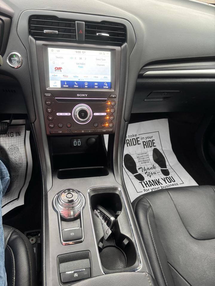 Ford Fusion Titanium 2020