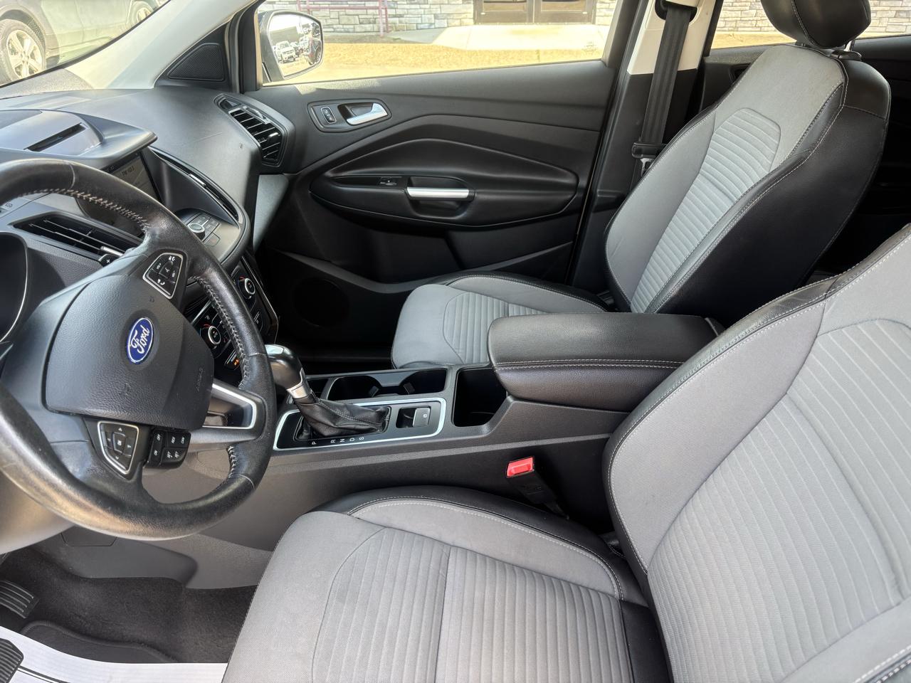Ford Escape SE FWD 2018
