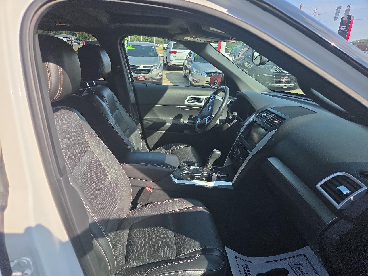 Ford Explorer Sport 4WD 2015