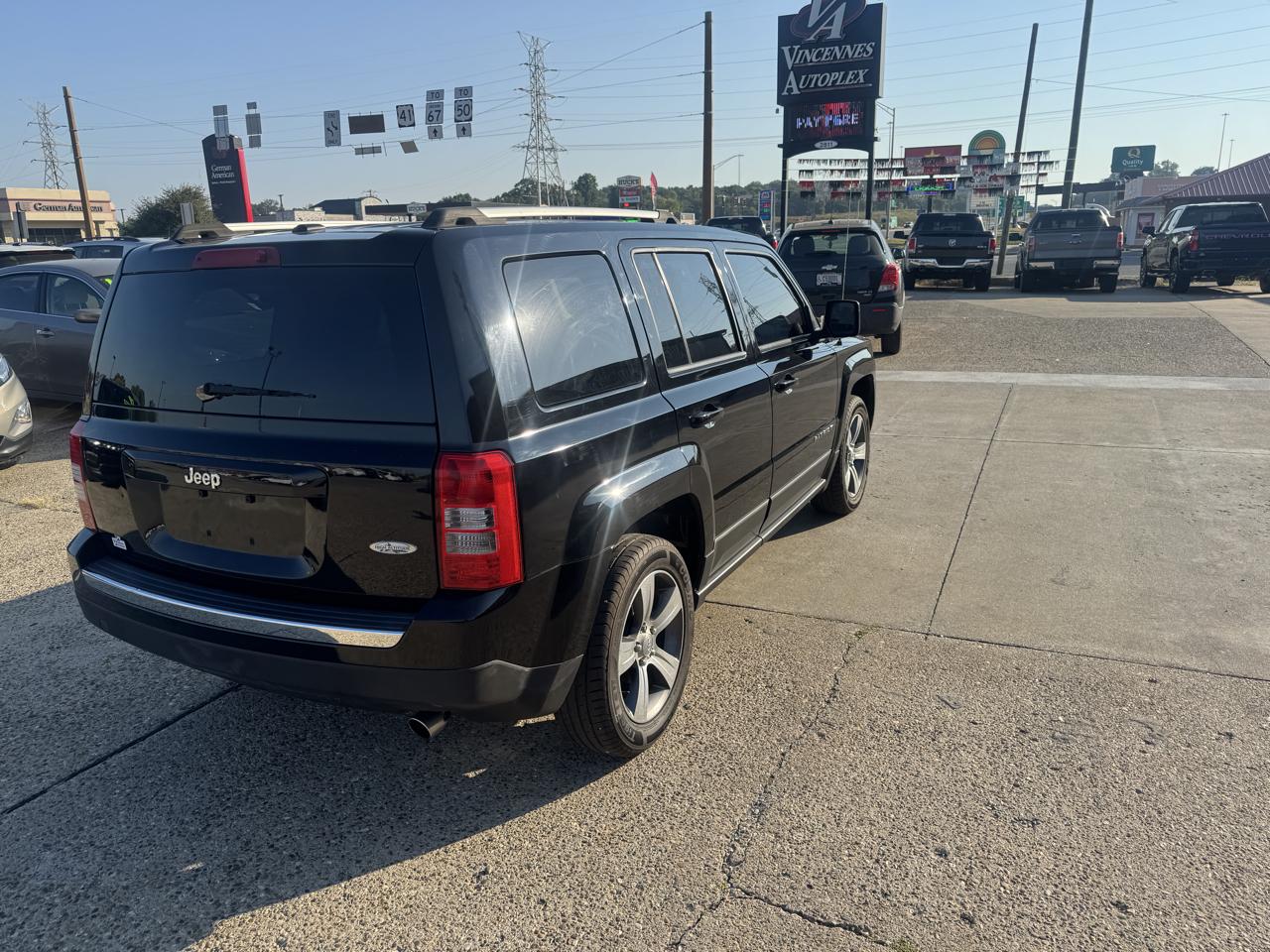 Jeep Patriot Latitude 2WD 2016