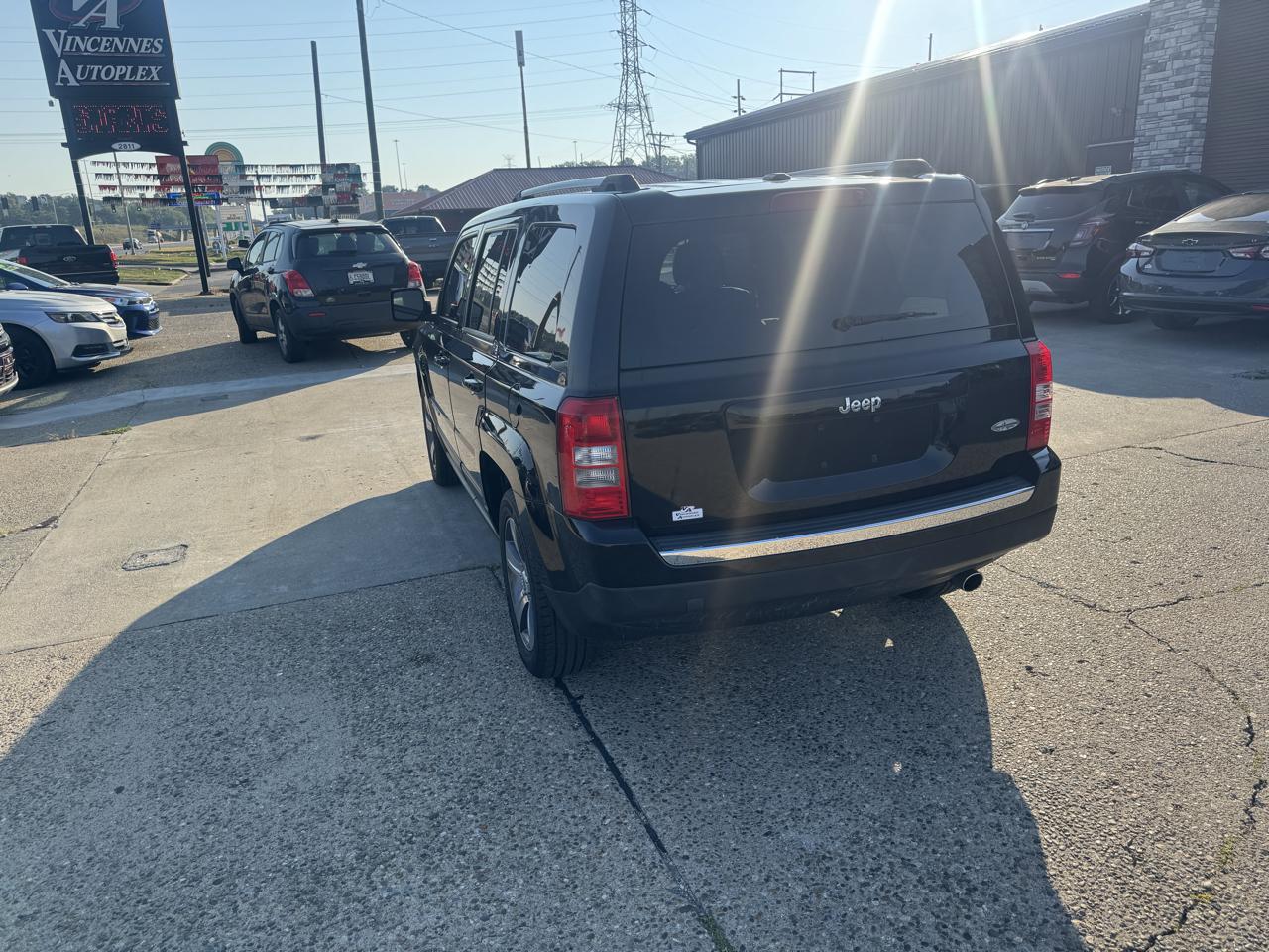 Jeep Patriot Latitude 2WD 2016