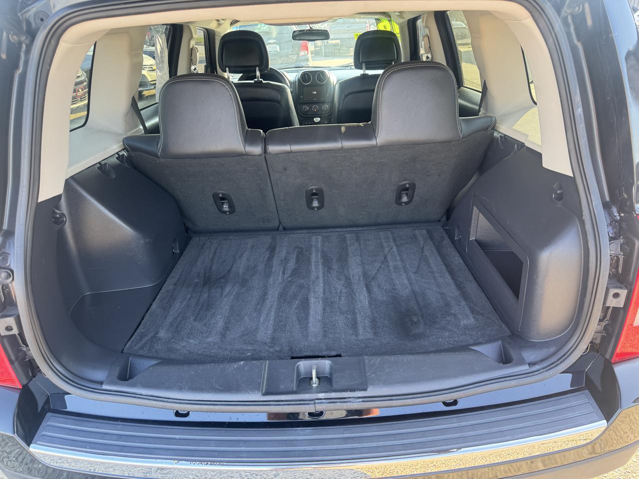 Jeep Patriot Latitude 2WD 2016