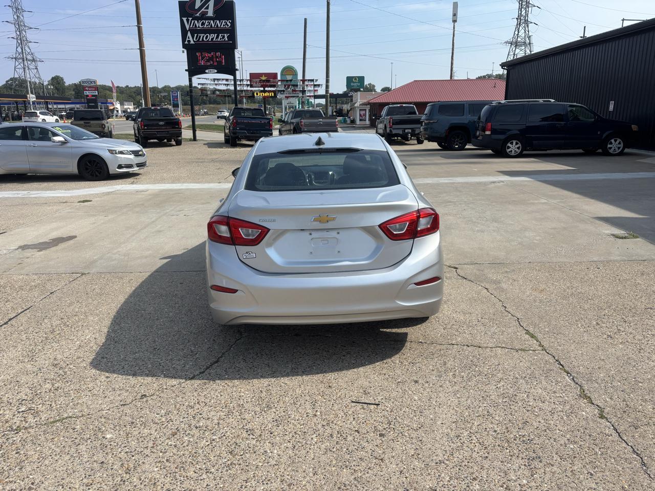 Chevrolet Cruze LS Auto 2018
