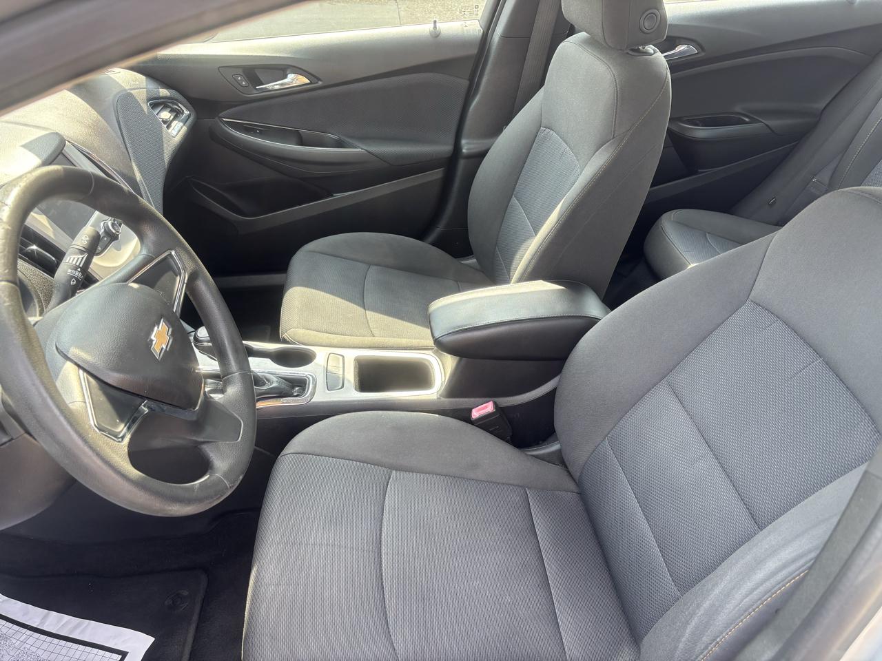 Chevrolet Cruze LS Auto 2018