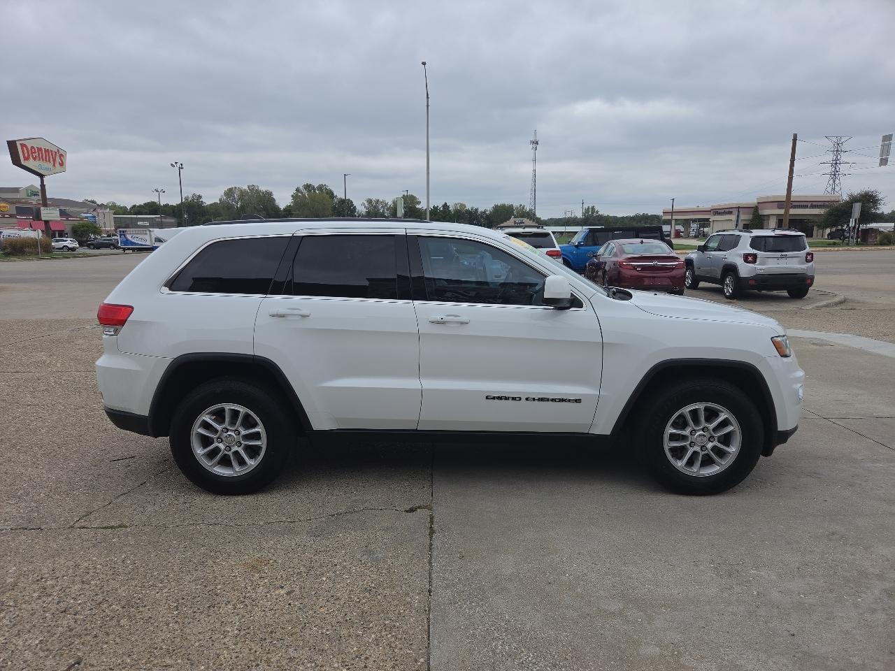 Jeep Grand Cherokee Laredo 2WD 2018