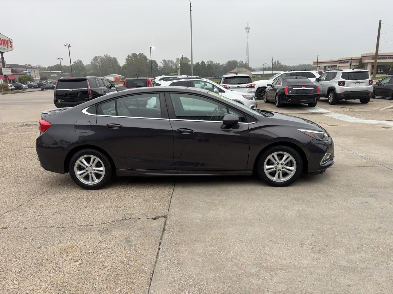Chevrolet Cruze LT Auto 2017