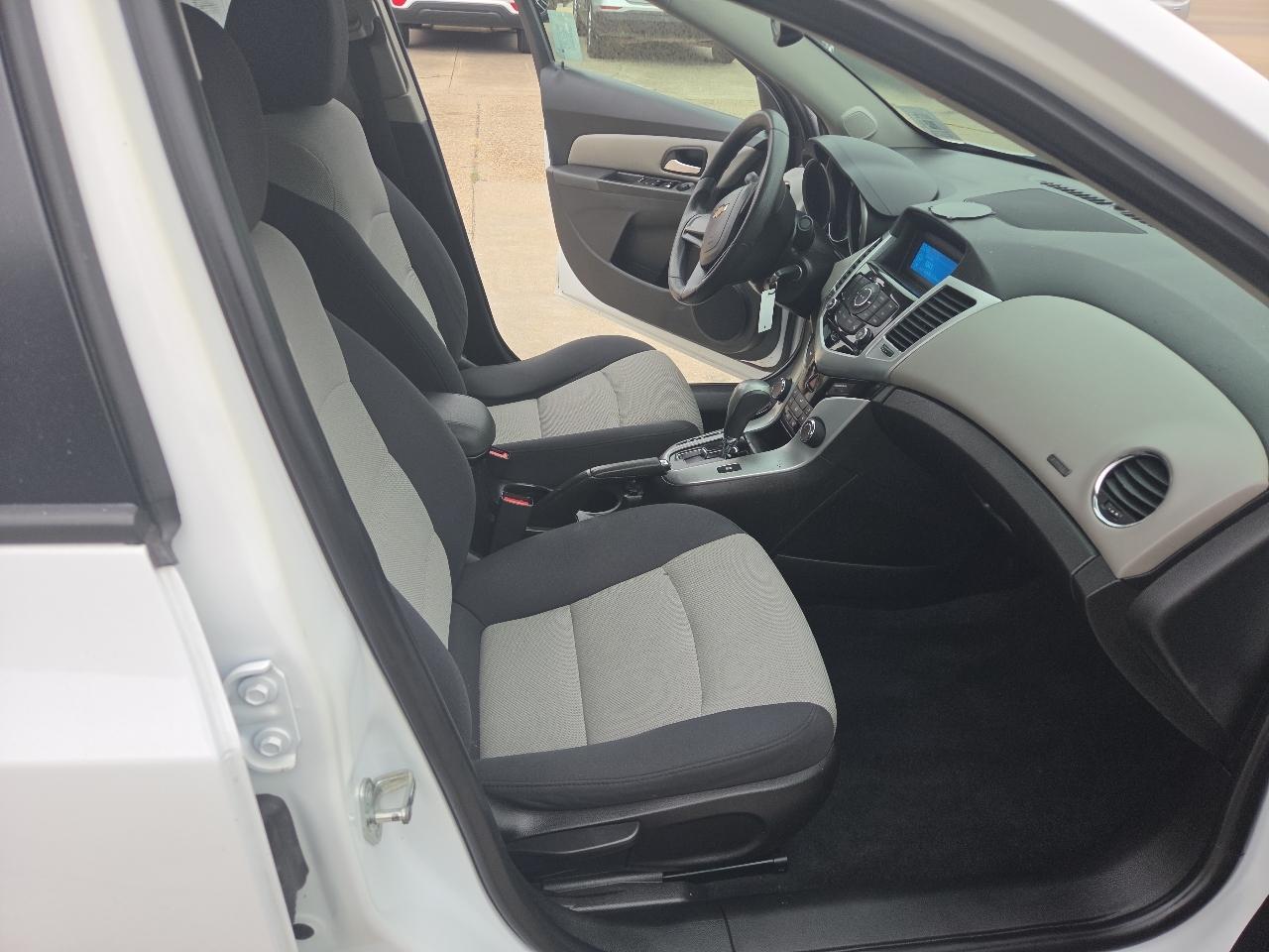 Chevrolet Cruze Limited LS Auto 2016