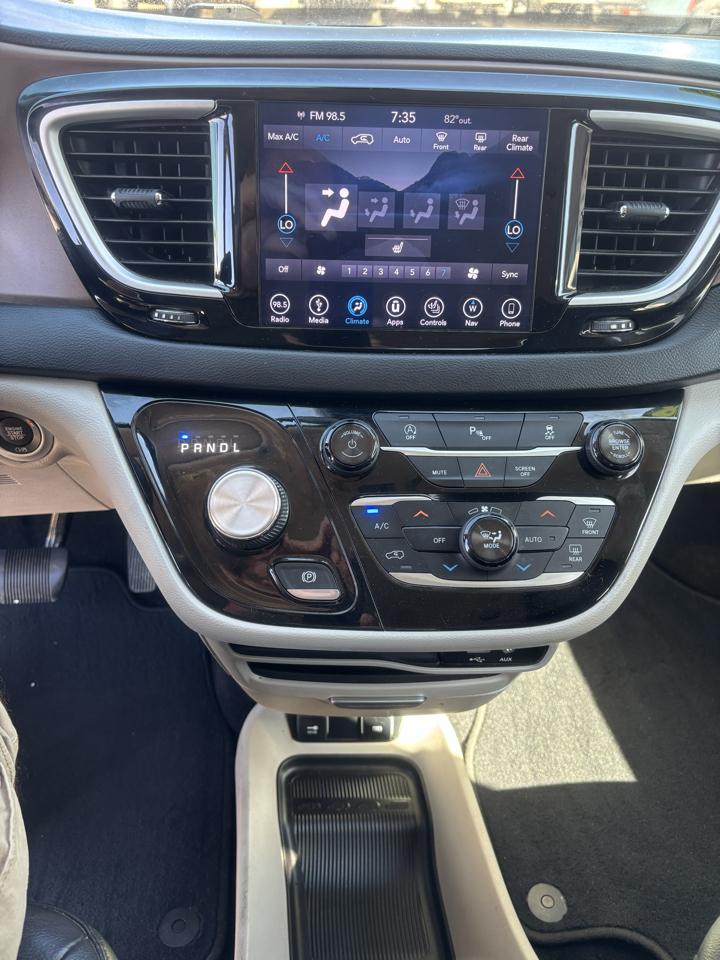 Chrysler Pacifica Touring-L 2018