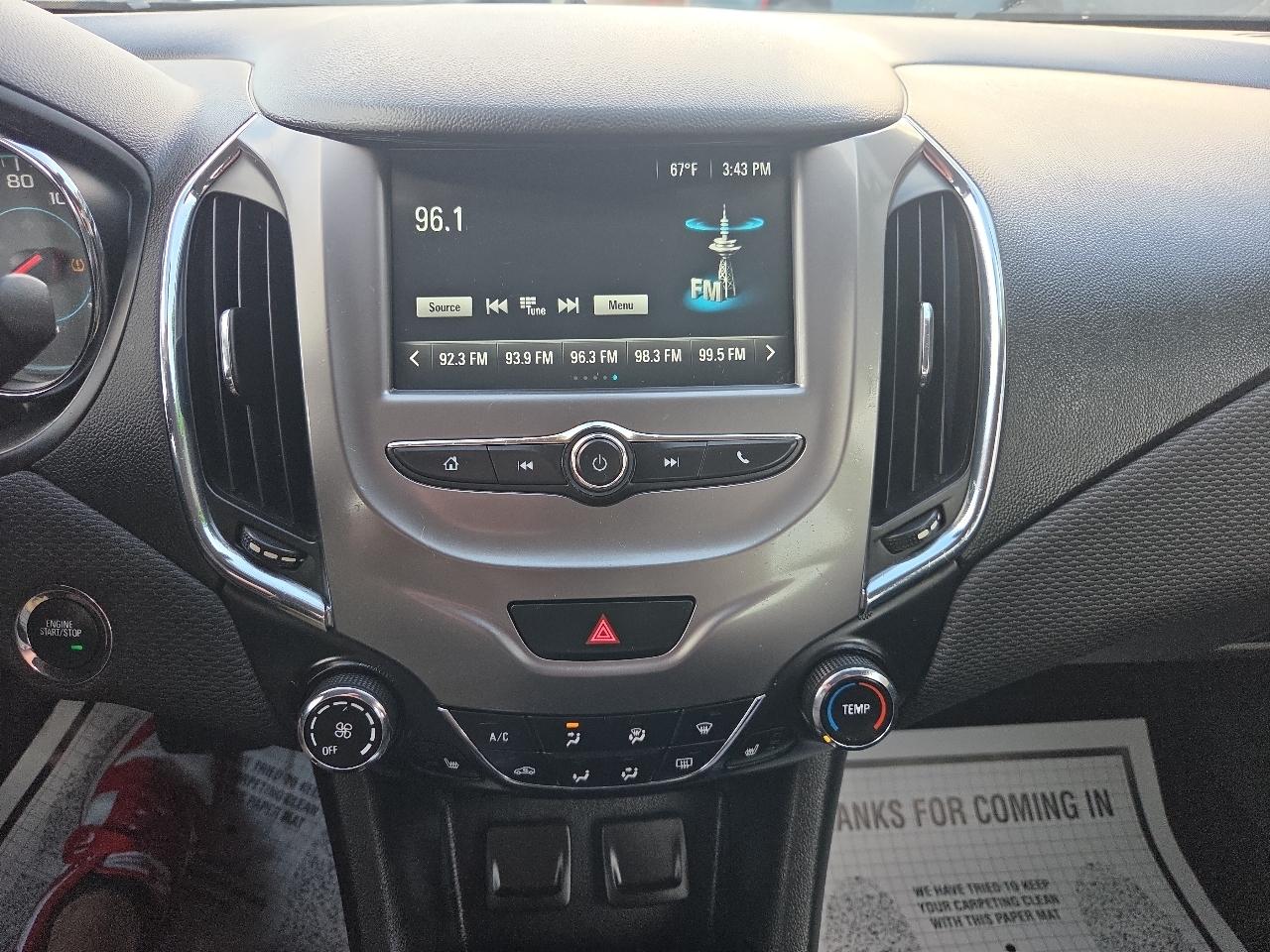 Chevrolet Cruze LT Auto Hatchback 2017