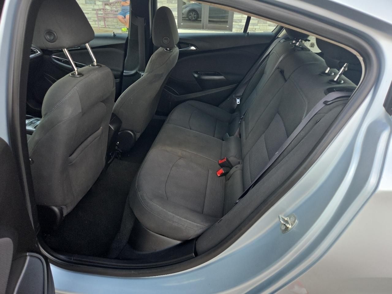 Chevrolet Cruze LT Auto Hatchback 2017