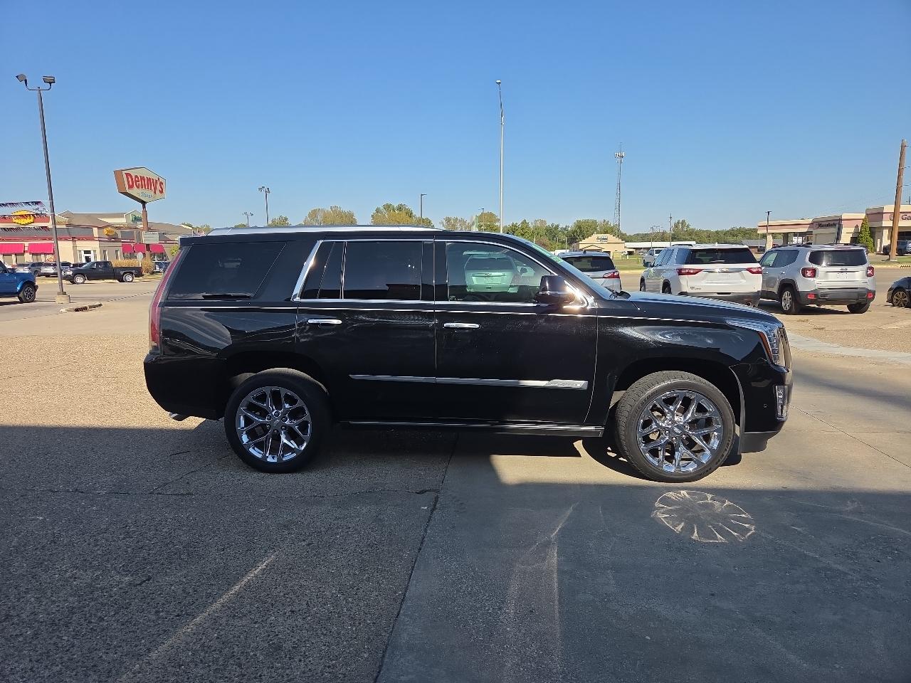 Cadillac Escalade Platinum 4WD 2018