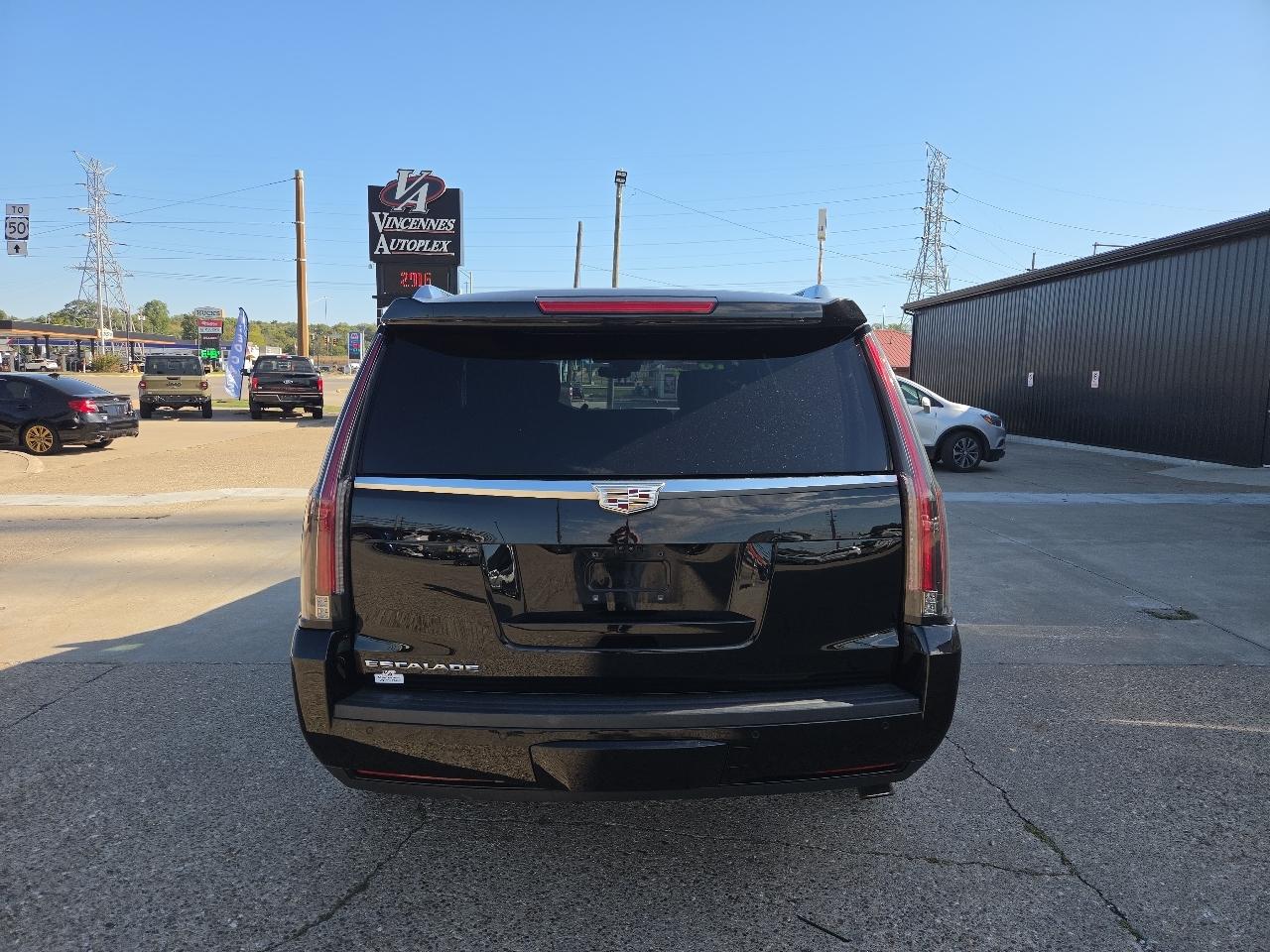 Cadillac Escalade Platinum 4WD 2018