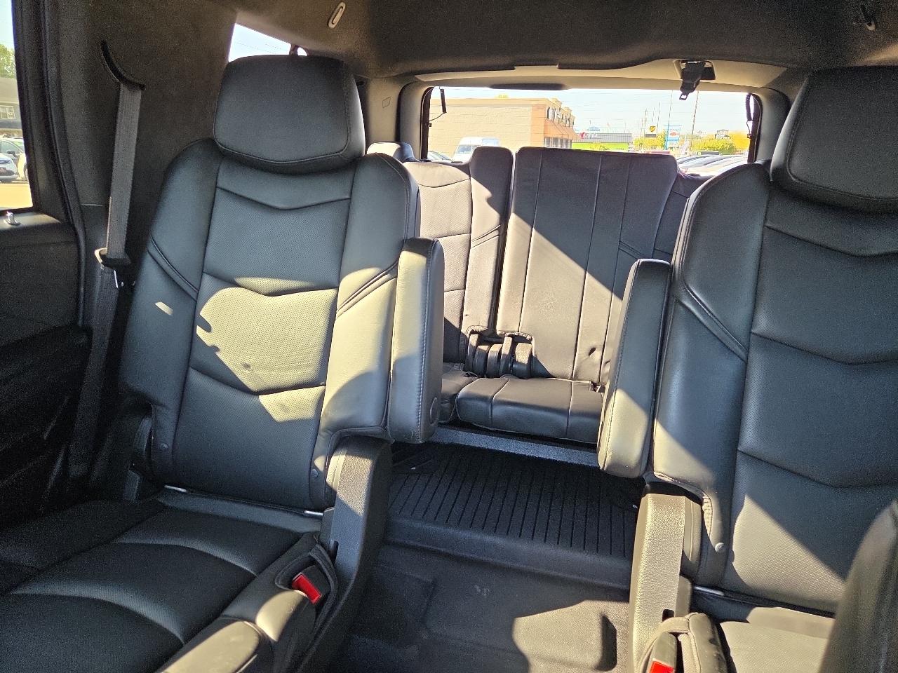 Cadillac Escalade Platinum 4WD 2018