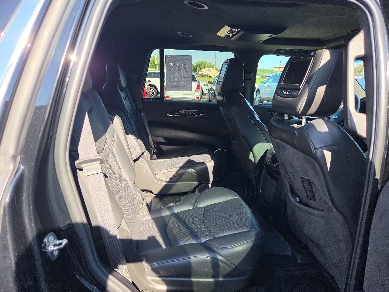 Cadillac Escalade Platinum 4WD 2018