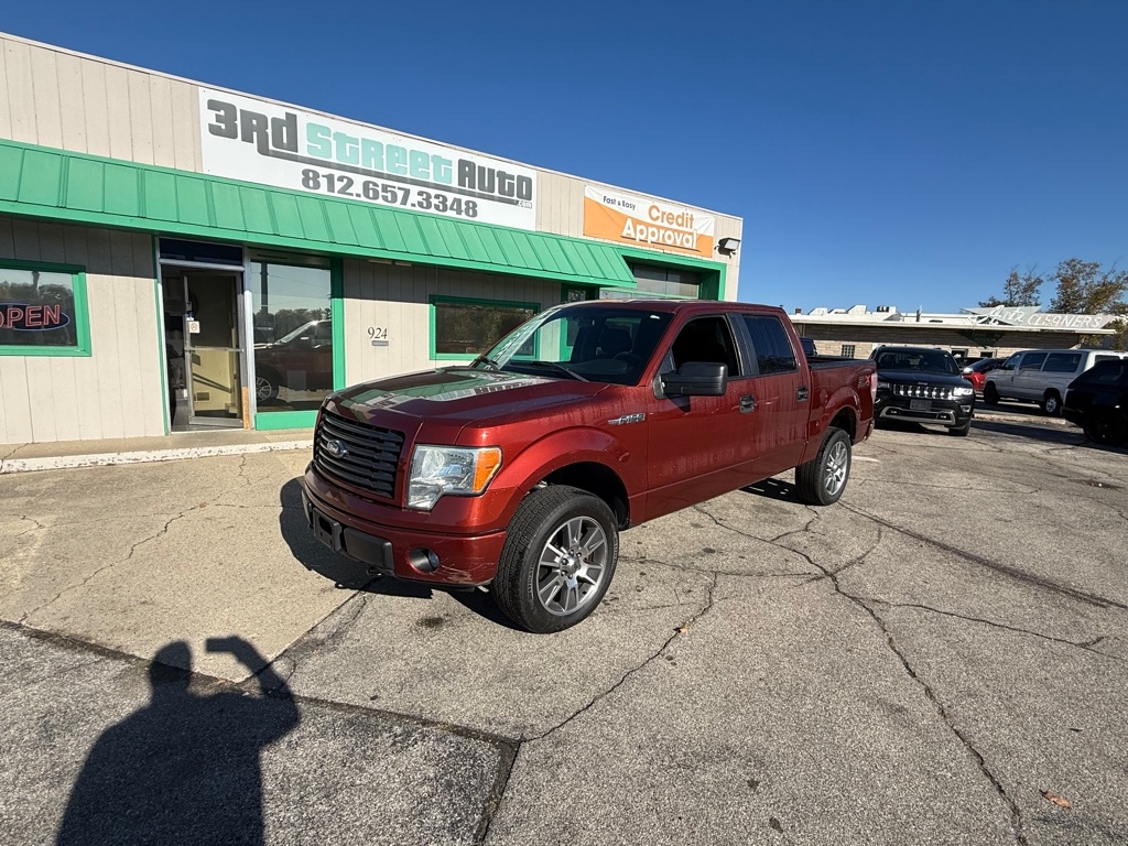 Ford F-150 XL SuperCrew 5.5-ft. Bed 4WD 2014 Ford F-150 XL SuperCrew 5.5-ft. Bed 4WD 2014