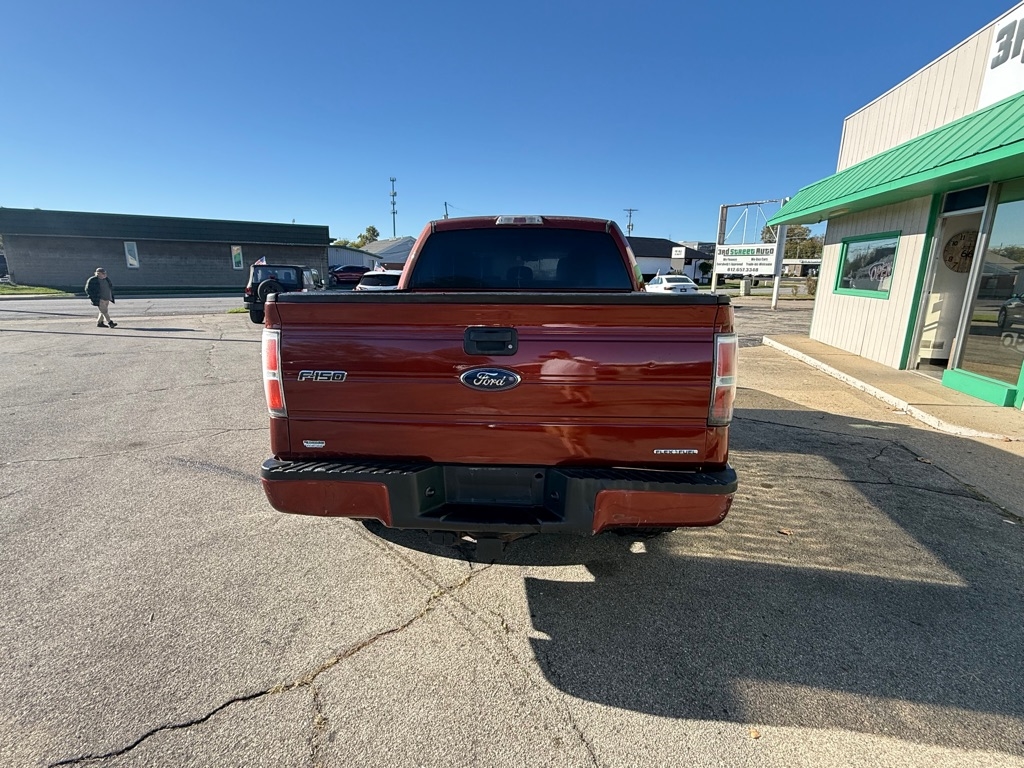 Ford F-150 XL SuperCrew 5.5-ft. Bed 4WD 2014 Ford F-150 XL SuperCrew 5.5-ft. Bed 4WD 2014