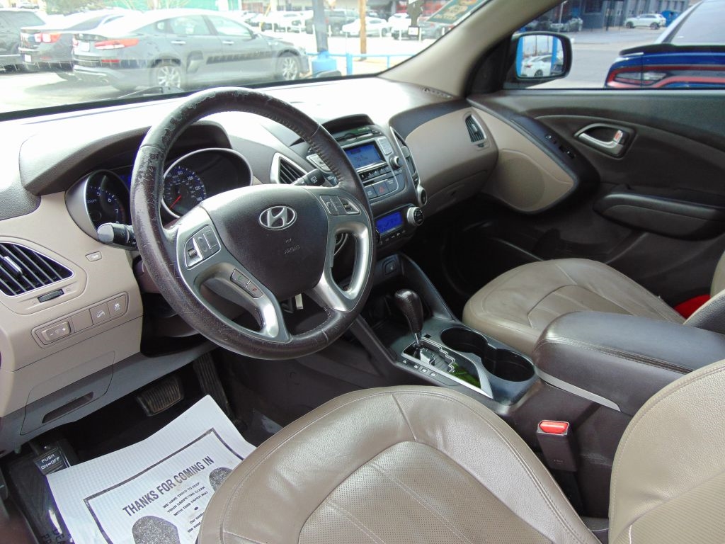 Hyundai Tucson  2012