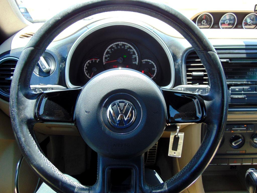 Volkswagen Beetle Convertible  2013 Volkswagen Beetle Convertible  2013