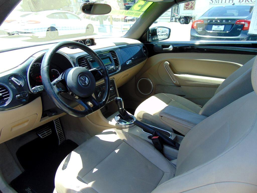 Volkswagen Beetle Convertible  2013 Volkswagen Beetle Convertible  2013